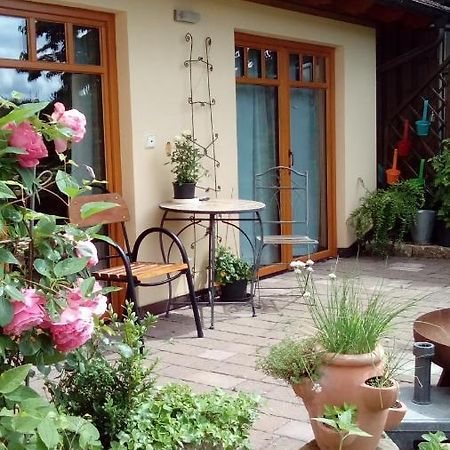 Apartment Mit Gartenblick Eckersdorf Buitenkant foto