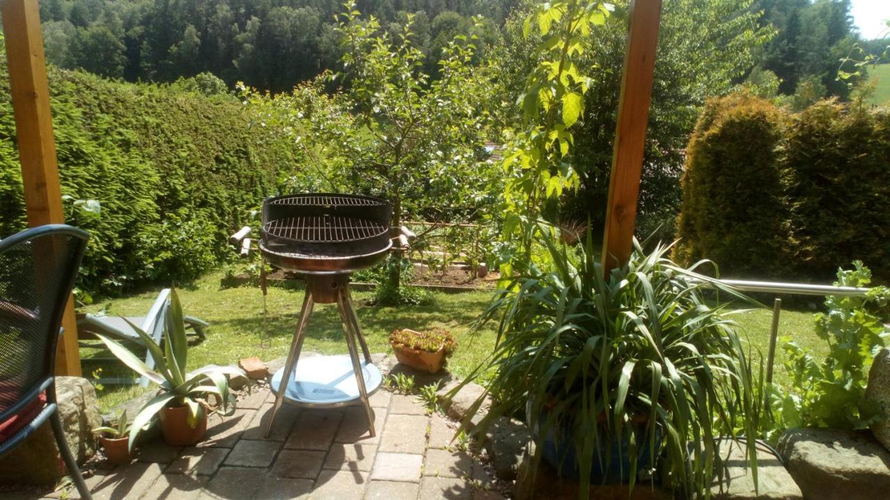 Apartment Mit Gartenblick Eckersdorf Buitenkant foto